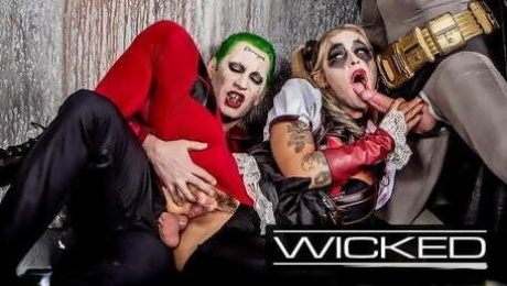 Harley Quinn Fucks Joker & Batman