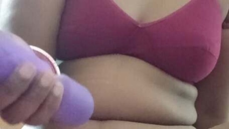 Homemade wife fucking on vibrator